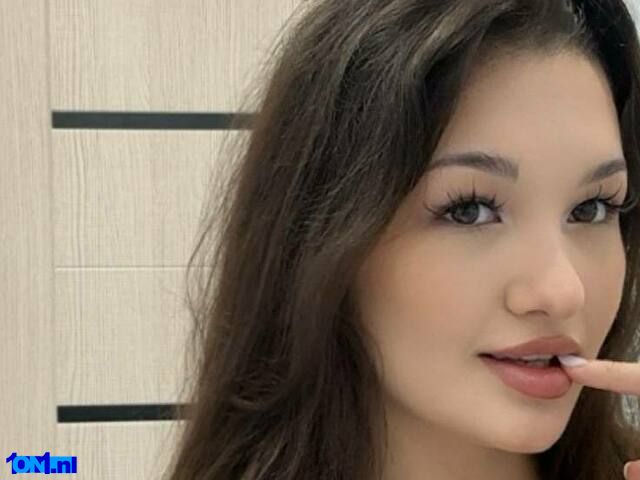 Adelinalove preview 1