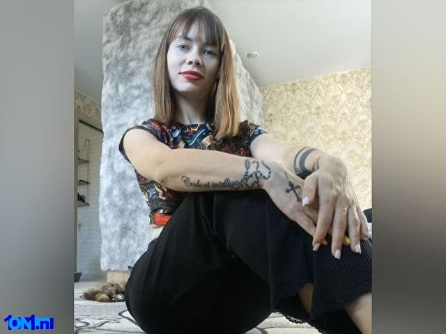 AngelicaLaur preview 1