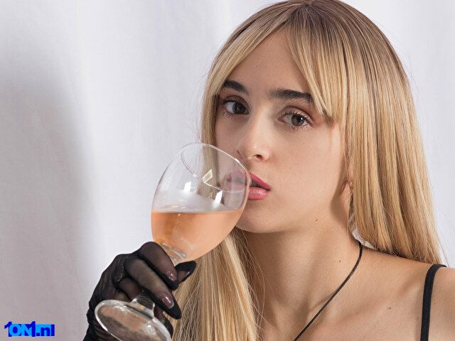 AngelikaRose preview 1