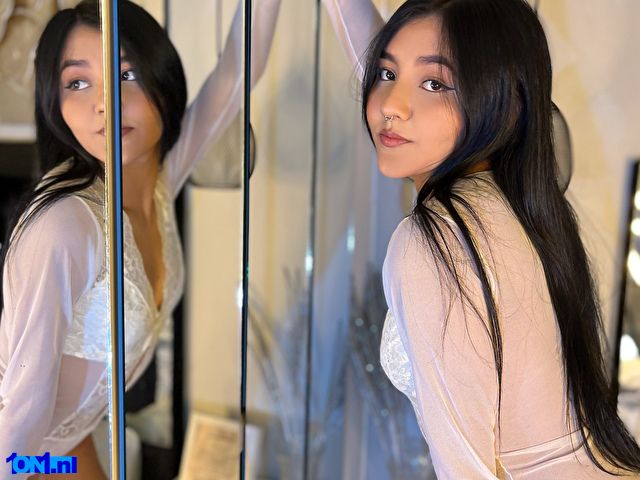 AniVixen foto 25