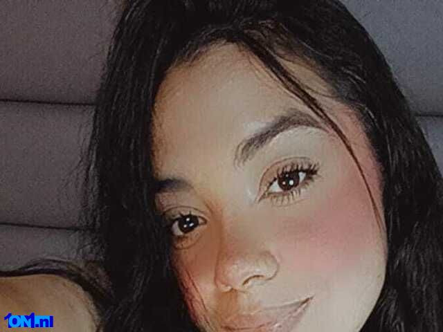 BellaRoberts preview 4