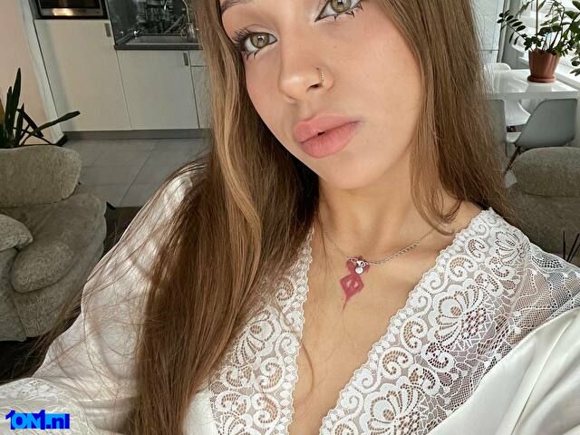 DinaHot foto 2