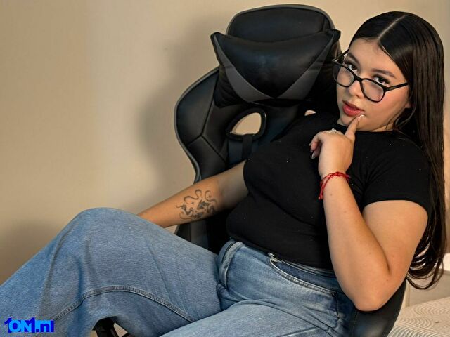 GabyFire preview 5
