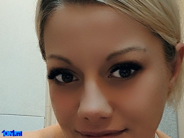 Geilblondje foto 28