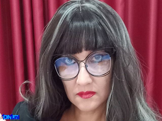 LaraDonavan preview 5