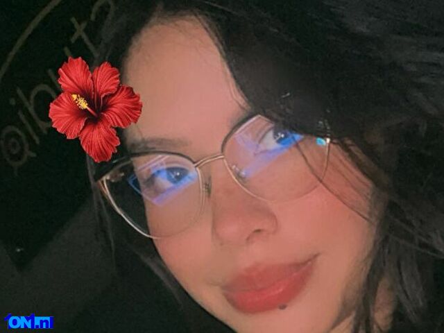 LatinaHorny preview 4