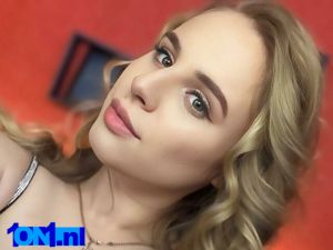 LolaPeach