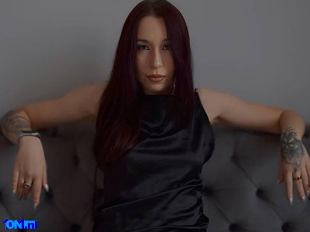 MartinaTop preview 1