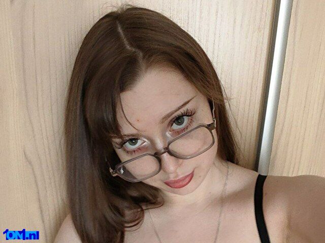 NicoleRossty foto 12