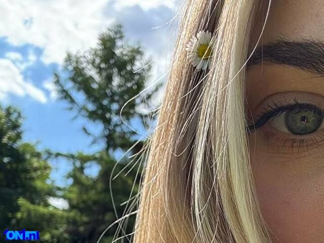 Nicoleyouth preview 3