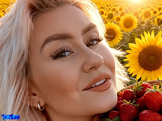 OliviaHorny preview 1