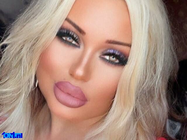 Roxxxy foto 3