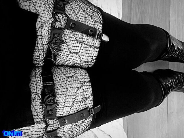 SeleneVladis foto 30