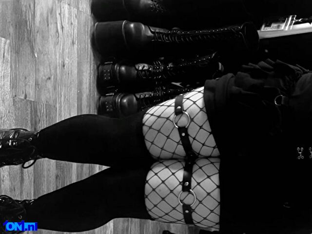 SeleneVladis foto 47