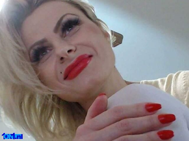 adorabledoll preview 4