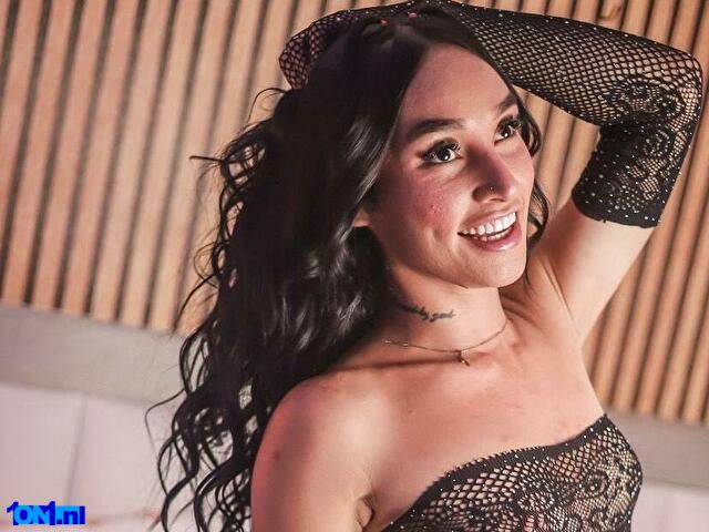 emillystone preview 4