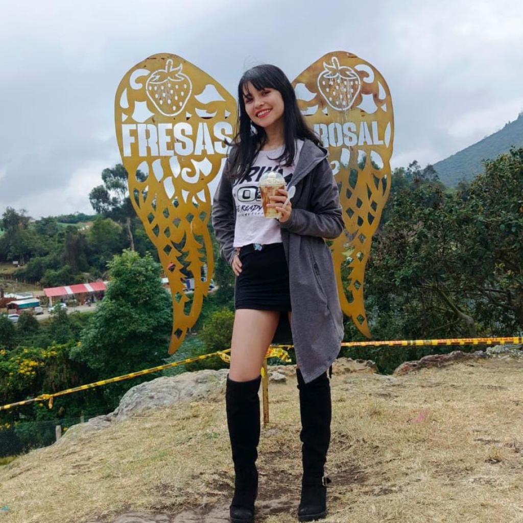 Arisha Lee Arisha Lee